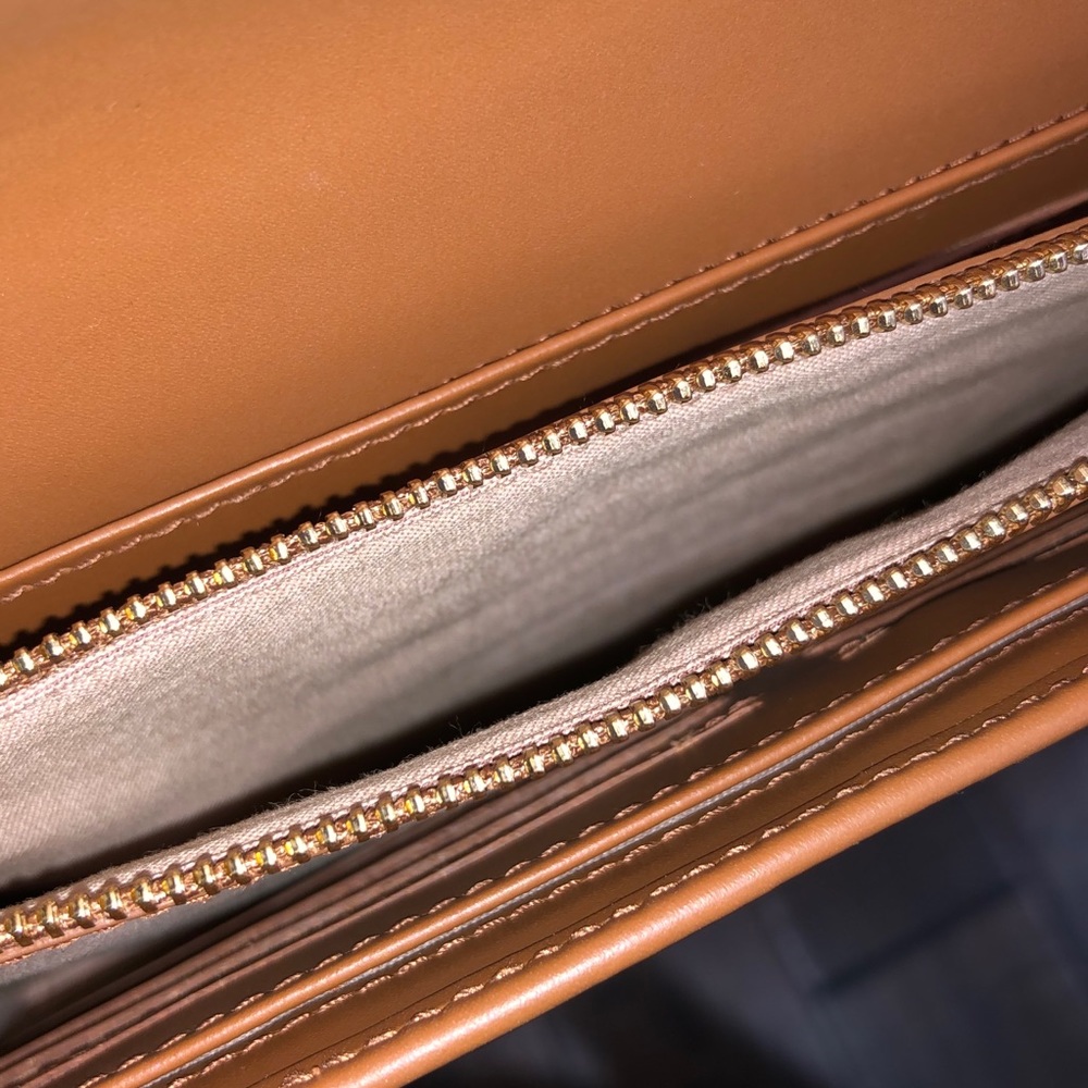 BOSS Hugo Boss Munich Mini Leather Clutch - Picture 10 of 13